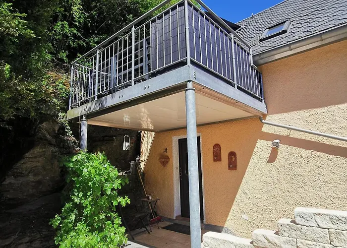 Haus Sonnenschein 펜션 *